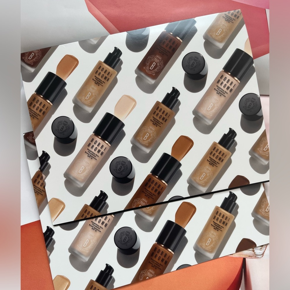 4x Bobbi Brown Weightless Skin Foundation Broad Spectrum SPF 15 Sample Card…